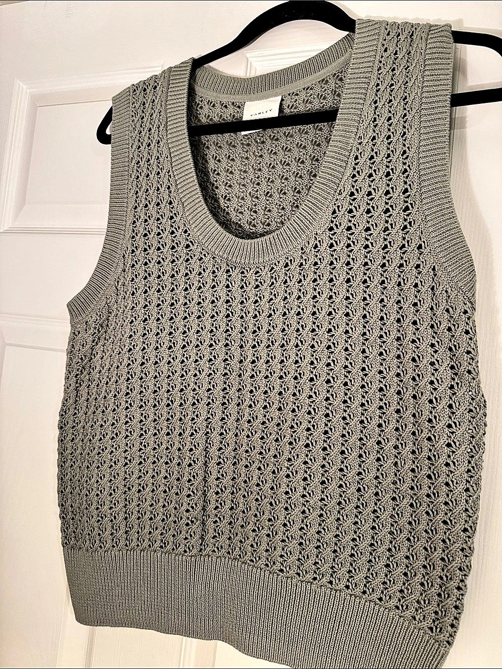 Varley Ferns Open Knit Tank Textured Knit Sweater Vest in Gray Like New